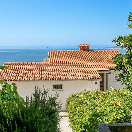 Apartments By The Sea Baska Voda, Makarska - 300 Экстерьер фото