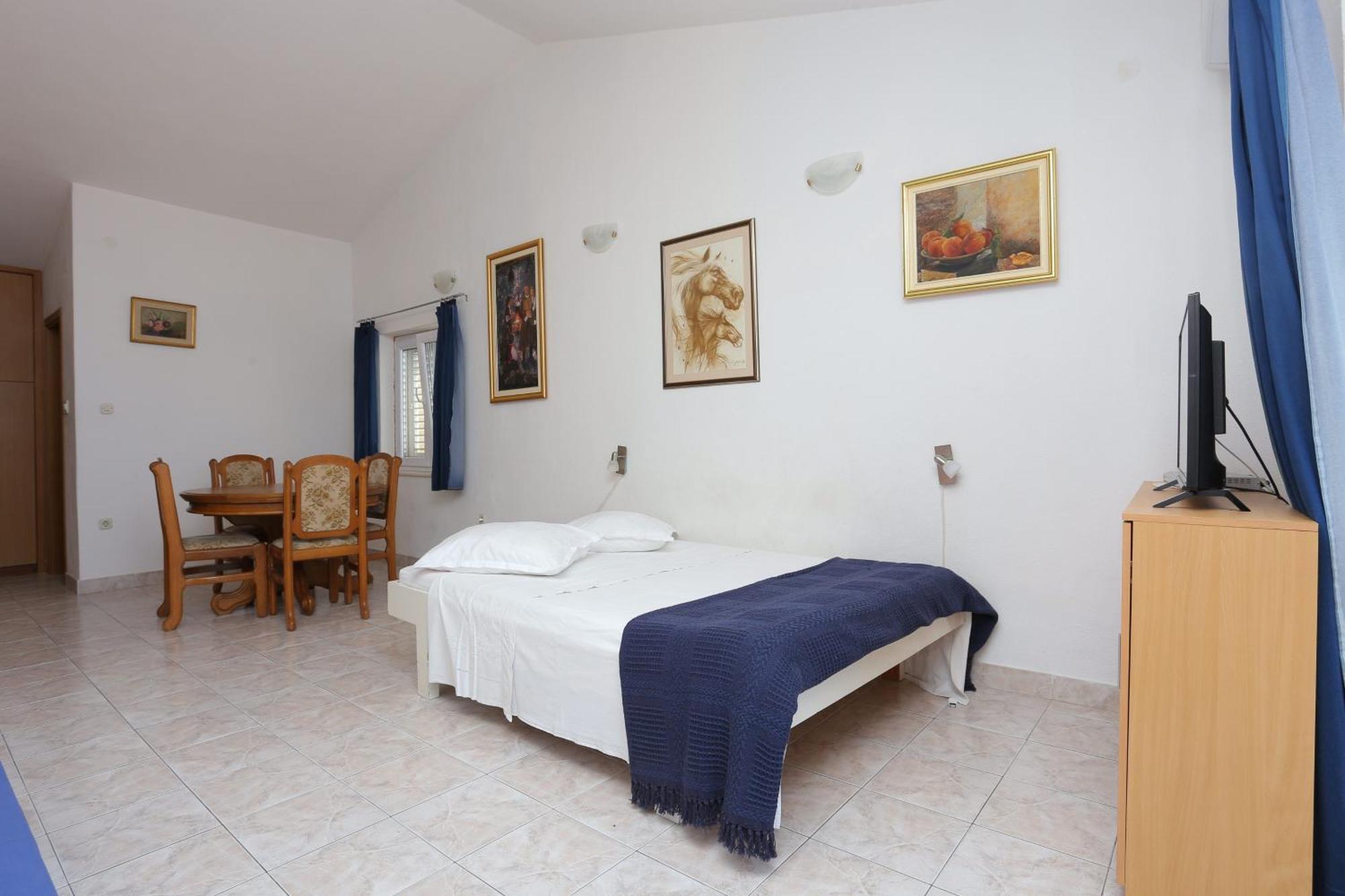 Apartments By The Sea Baska Voda, Makarska - 300 Номер фото